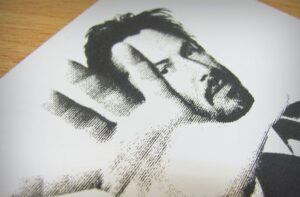 Лазерная гравировка на пластике